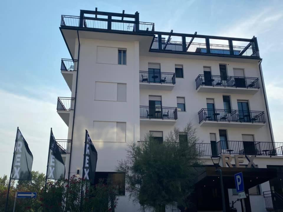 Hotel Rex Lido Di Savio Exteriör bild